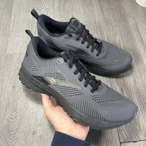 Size 9 - Brooks Revel Black Ebony Running Shoe Men SAMPLE